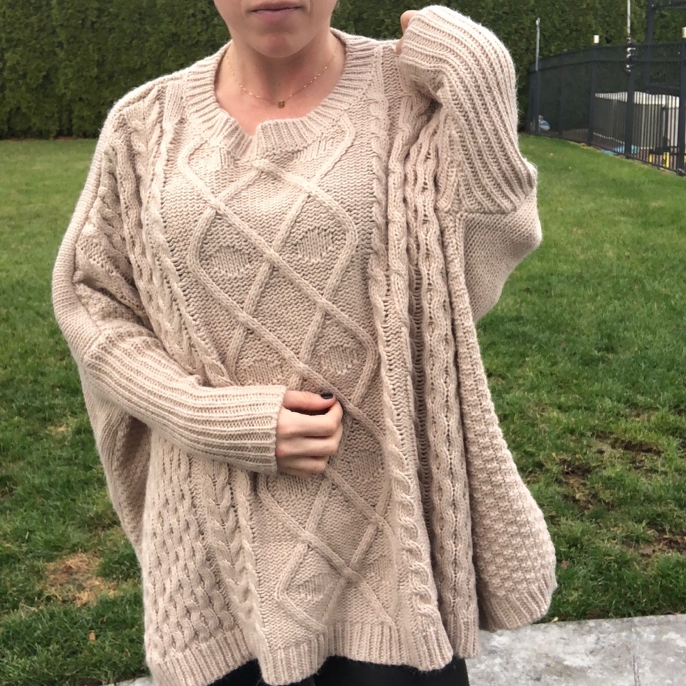 Oversize Knit Sweater
